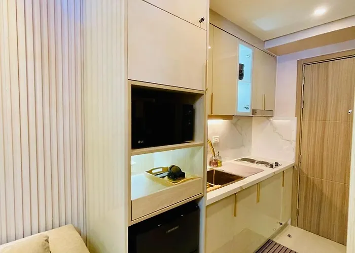 Spot Escape At Shore 2 Residences Apartment